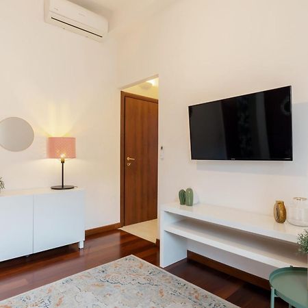 Appartamento Duomo - Citylife Pink Vintage Apt Center Milano Esterno foto